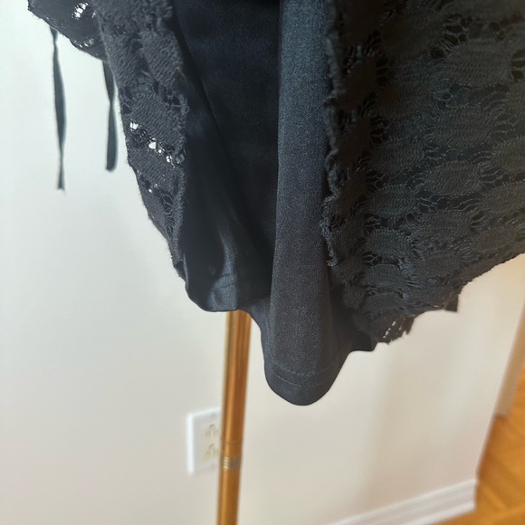 Solitaire Loas Angeles womens square neck black lace mini dress size medium - Picture 6 of 10